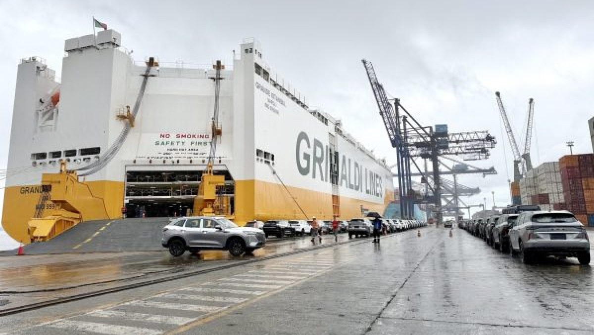 Portos do Paraná lidera movimentação nacional de veículos em setembro